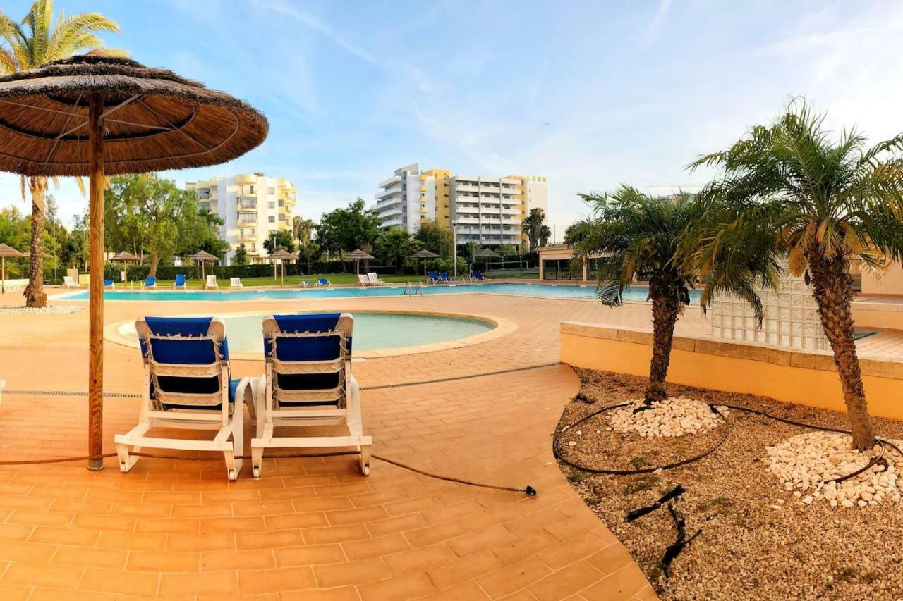 Amazing Apartment In Praia Da Rocha Portimão Exteriér fotografie